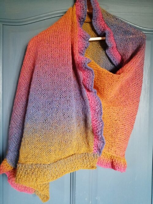 Słoneczny szal z wełny